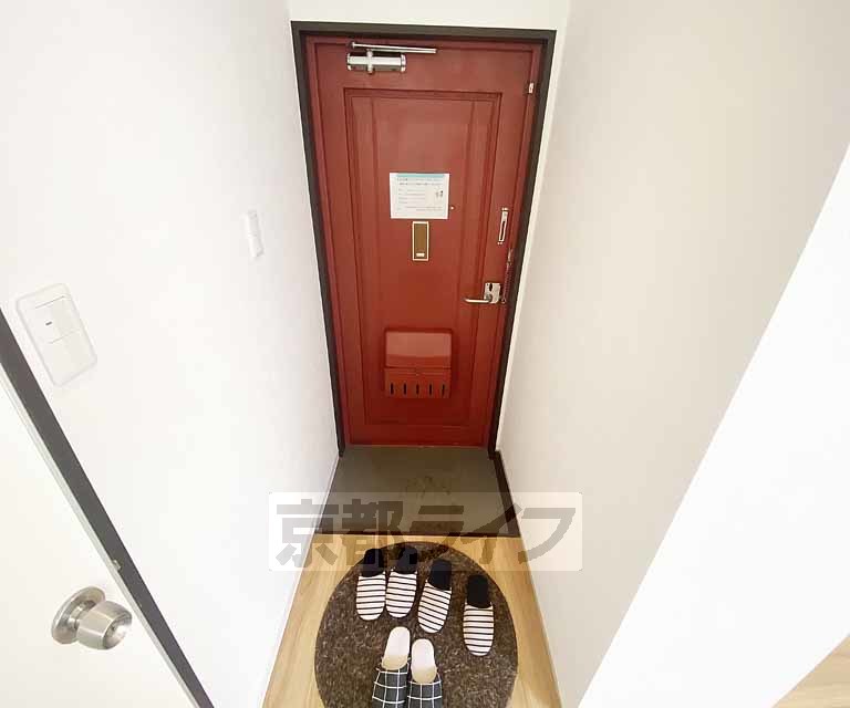 玄関　大きな段差がありません