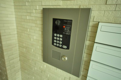 エントランス　オートロック