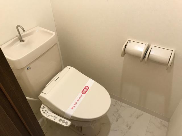トイレ　トイレ
