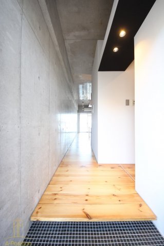 玄関　SK TOWER心斎橋EAST