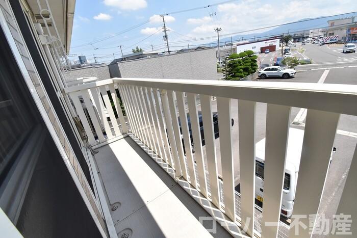 バルコニー　バルコニー