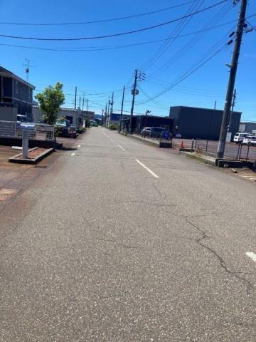 その他　前面道路（その他）まで0m