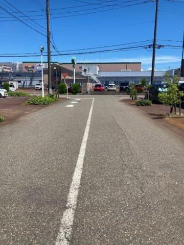 その他　前面道路（その他）まで0m