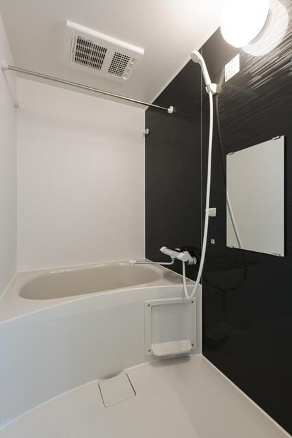 バス・シャワールーム　?