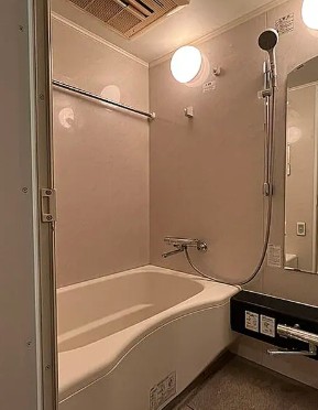 バス・シャワールーム　お風呂で日々の疲れを落としましょう