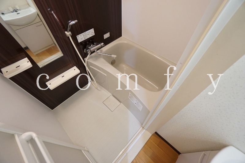 バス・シャワールーム　追炊き付きのお風呂