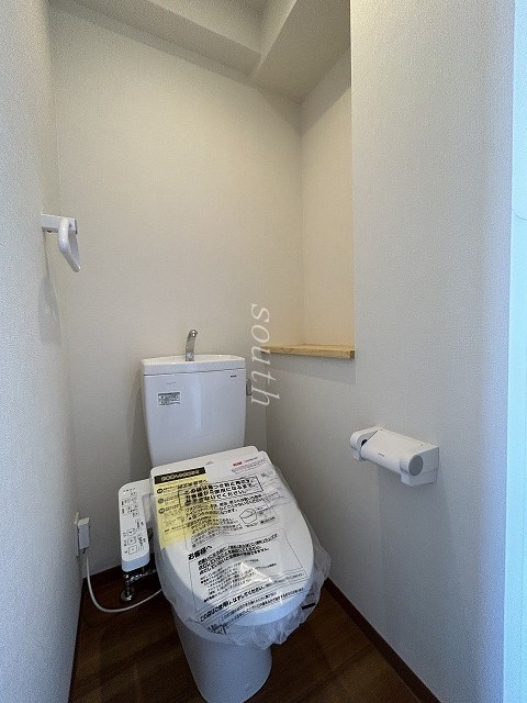 トイレ　ウォシュレット付きのトイレ