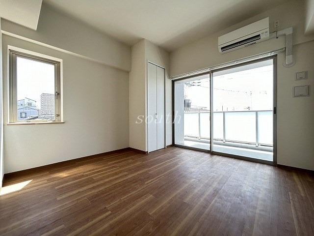 居室・リビング　洗練された清潔感漂う清楚な仕上がり