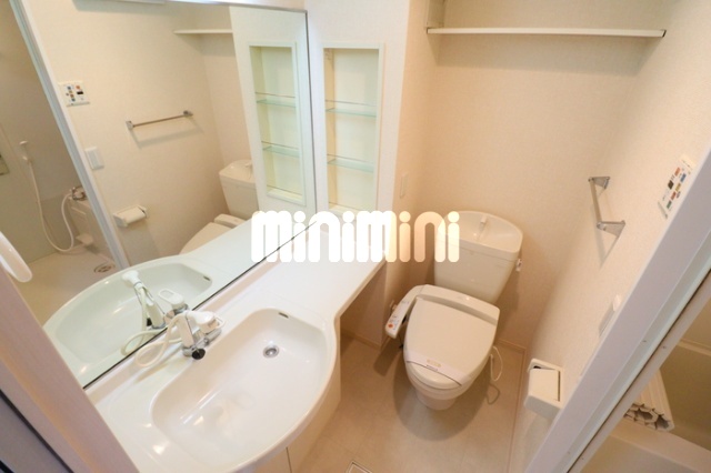 洗面設備　※同タイプ別号室の写真です