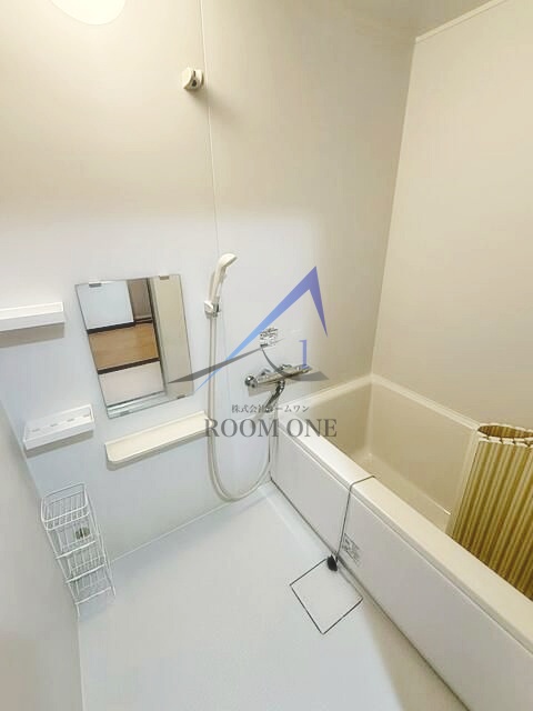 バス・シャワールーム　お風呂です。