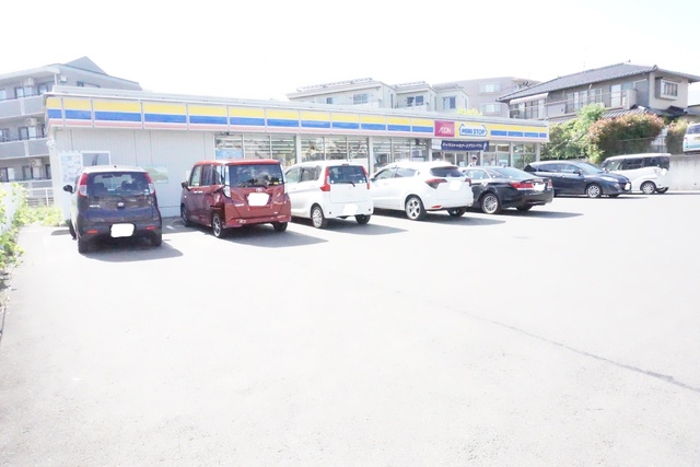 コンビニ　ミニストップ仙台泉中央１丁目店（コンビニ）まで70m