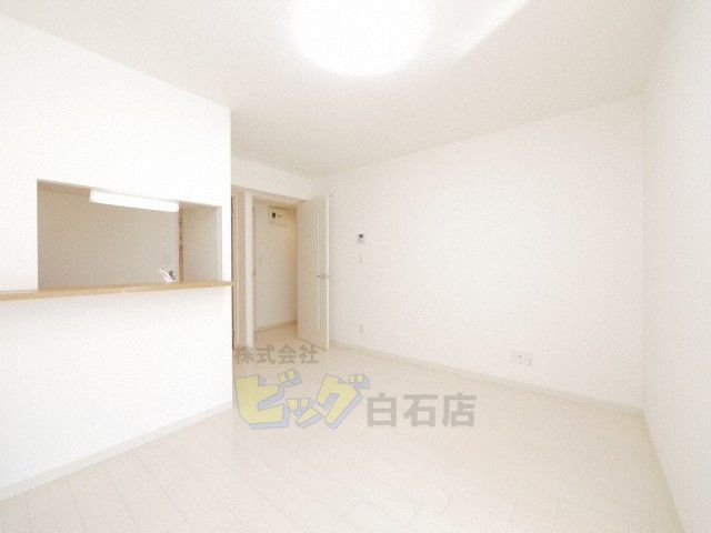 居室・リビング　広い間取りで使いやすいリビングです♪