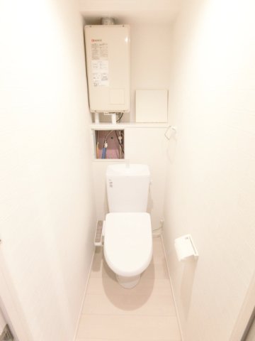 トイレ　トイレ