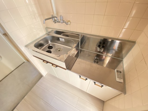 キッチン　※別部屋の写真です