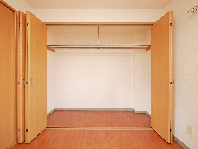 収納　壁一面広々クローゼット♪