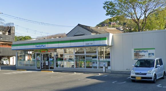 コンビニ　ファミリーマート 甲府城東一丁目店（コンビニ）まで539m