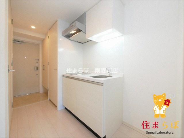 キッチン　「ただの部屋探しじゃない。“あなたの暮らし”探しです。」