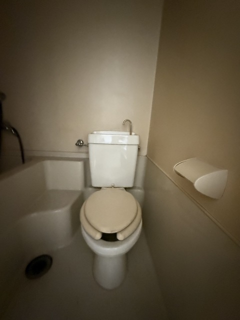 トイレ　別部屋参考写真