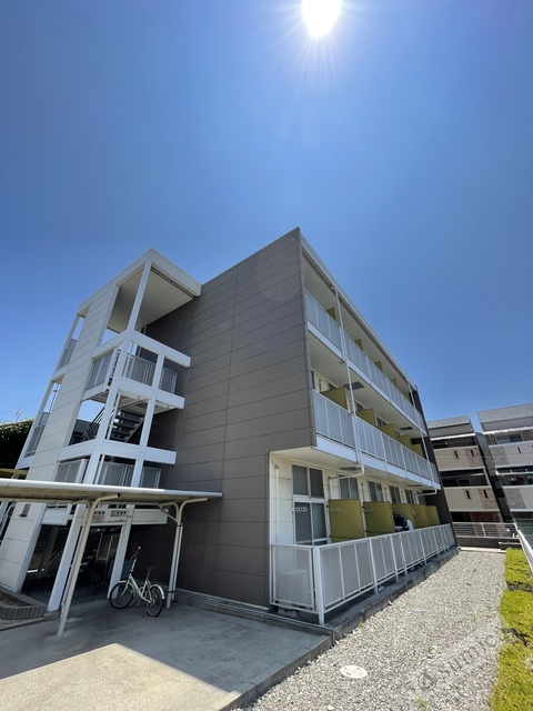 建物外観　明かりを遮る建物がない。これが決め手。日当良好です。