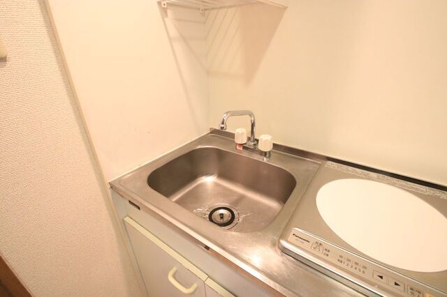 キッチン　※別号室の参考写真の為、原状優先です。