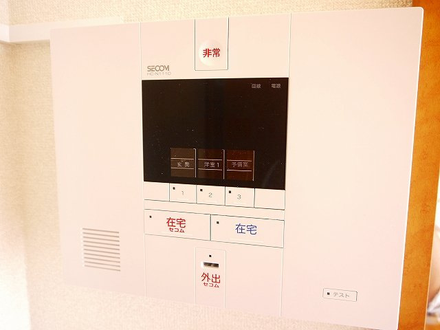 セキュリティ　モニター付きインターホンです