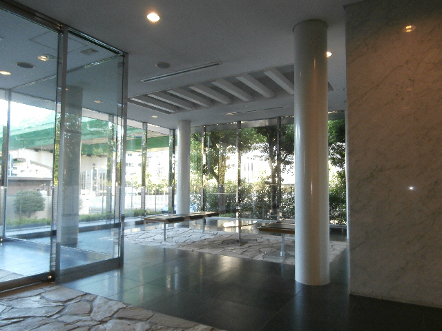 エントランス　エントランス部分