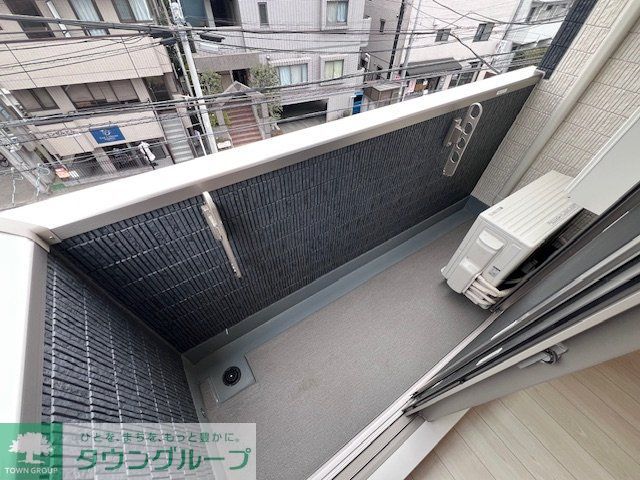 バルコニー　バルコニー