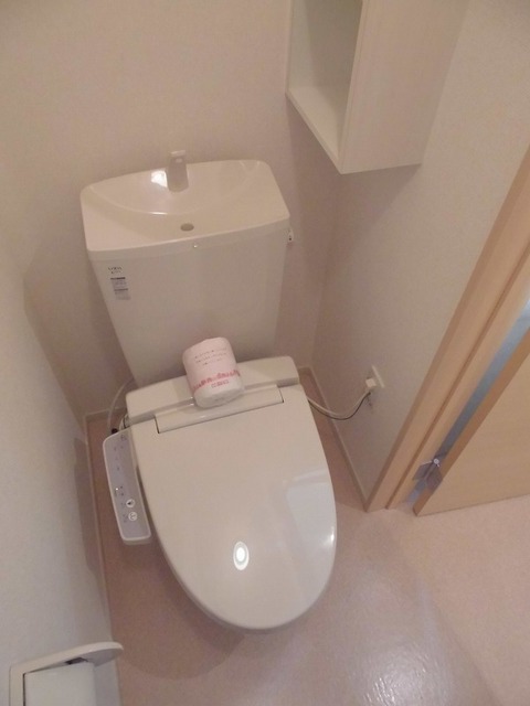 トイレ　トイレ