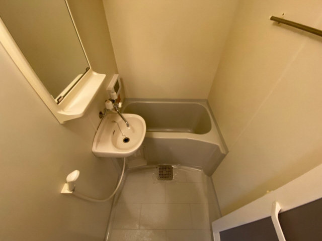 バス・シャワールーム　きれいなお風呂です