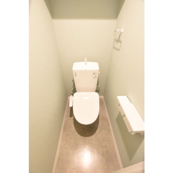 トイレ　☆温水洗浄便座☆