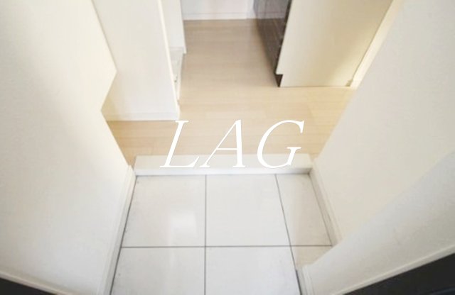 玄関　玄関です。