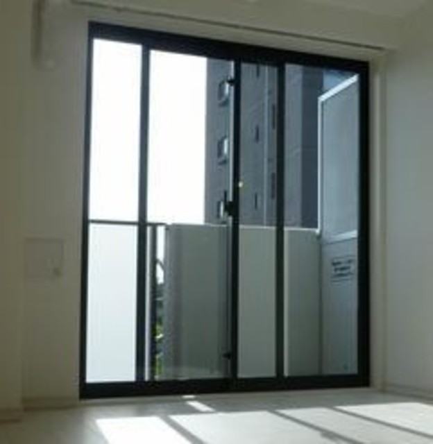 バルコニー　バルコニーあります