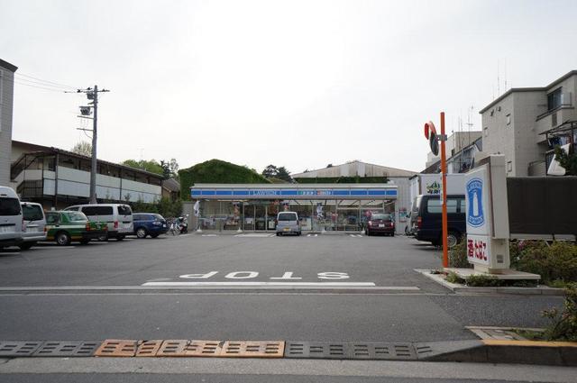コンビニ　ローソン中野江原町二丁目店（コンビニ）まで491m