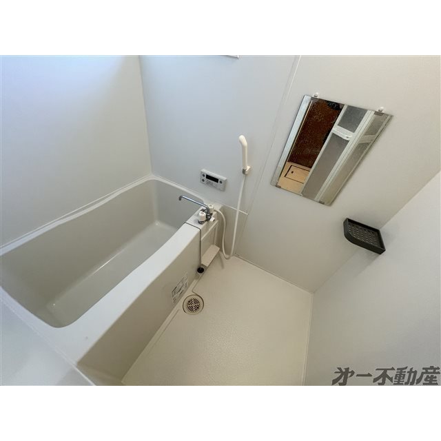 バス・シャワールーム　バス