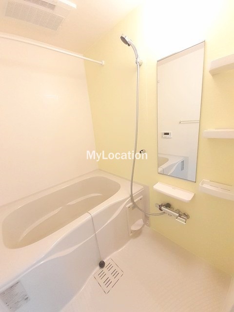 バス・シャワールーム　☆リラックスできるお風呂空間です☆