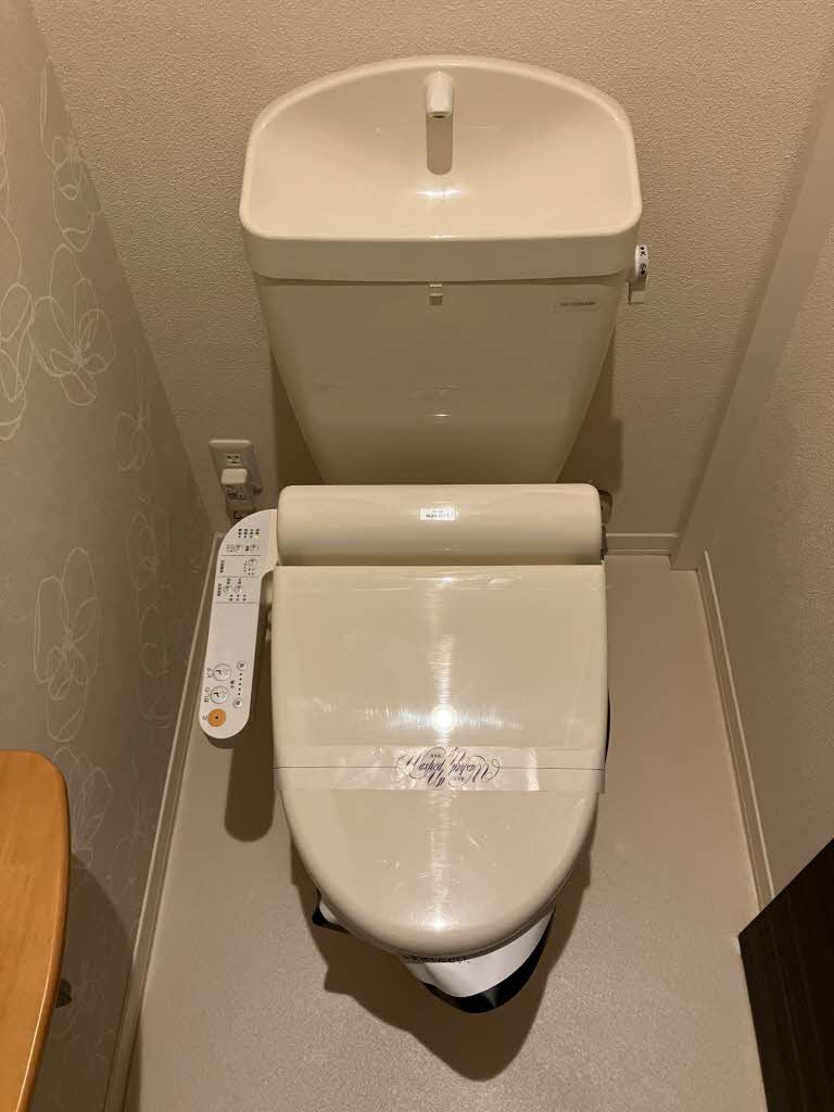 トイレ　トイレ