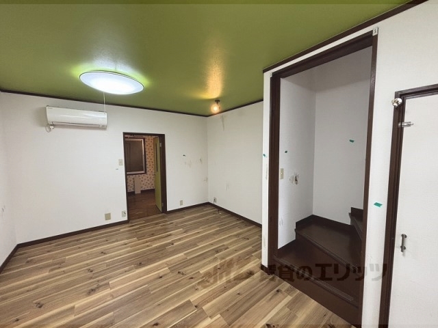 居室・リビング　洋室