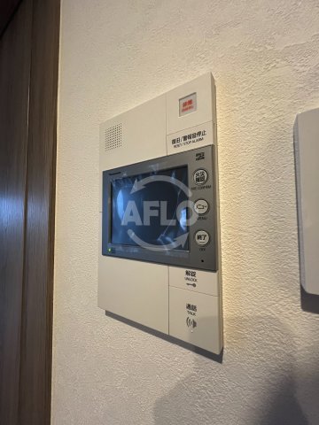 セキュリティ　プレサンスNEO九条ディアシス　モニター付きインターホン