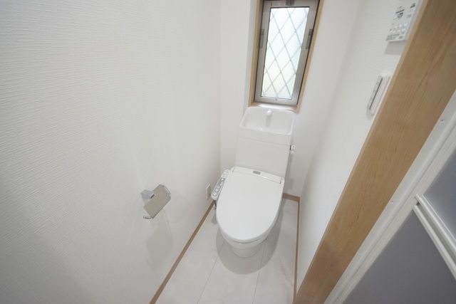 トイレ　※同施工の写真です。参考にしてください