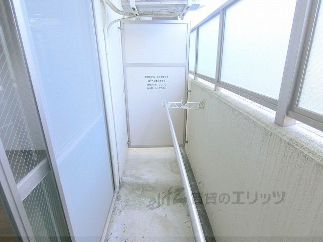 バルコニー　ベランダ