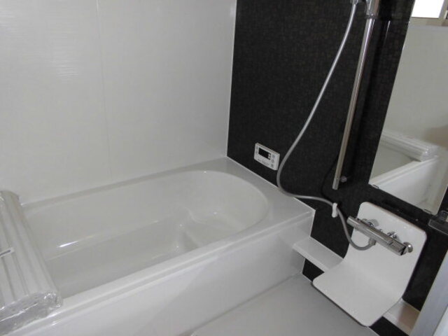 バス・シャワールーム　バスルーム