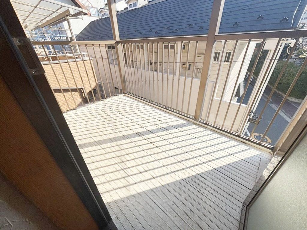 バルコニー　バルコニー