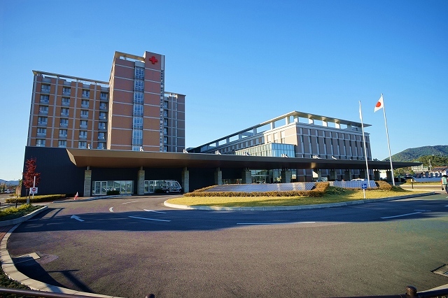 病院　足利赤十字病院（病院）まで800m