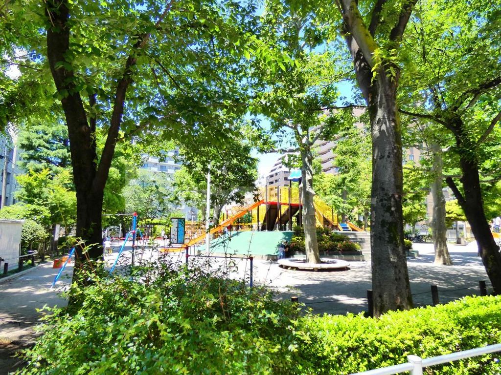 公園　区立入谷南公園（公園）まで160m