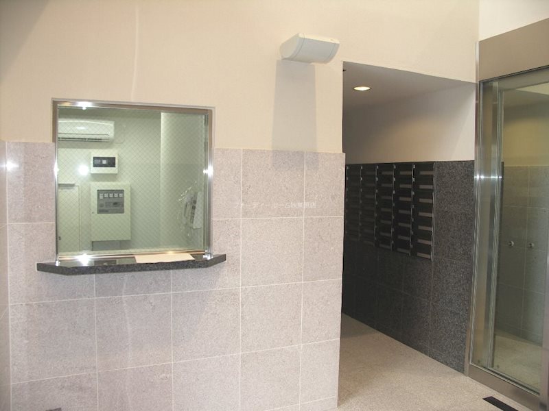 エントランス　《見学予約受付中》初期安キャンペーン実施中！