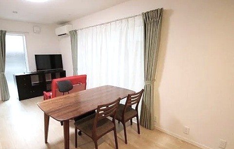 居室・リビング　家具・家電は撤去します☆