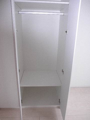 収納　(同タイプ写真)