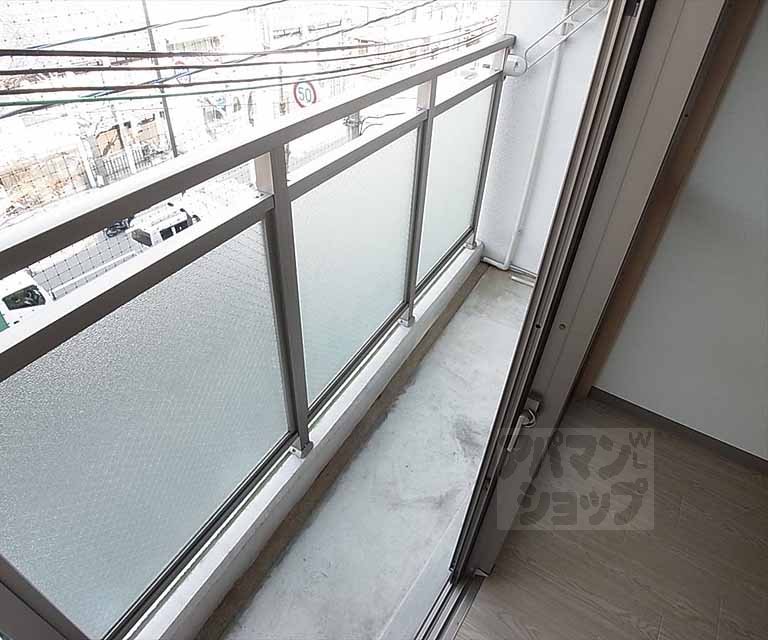 バルコニー　ベランダ