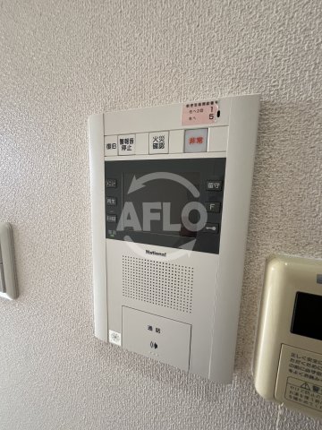 セキュリティ　アーバンフラッツ西中島　モニター付きインターホン