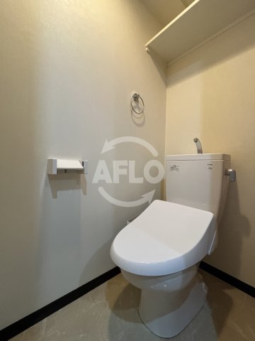 トイレ　アーバンフラッツ西中島　トイレ